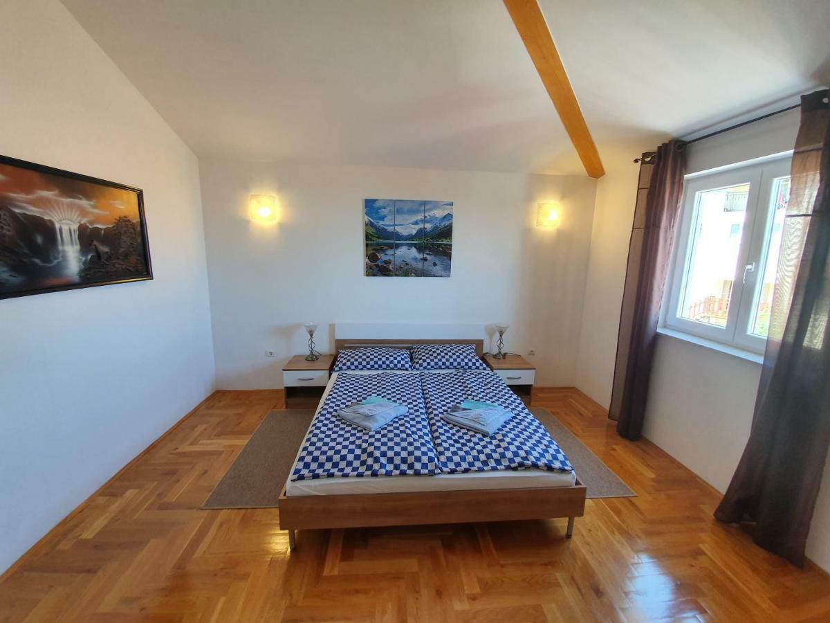 Apartman Dubravka 1 Lovran Eksteriør billede