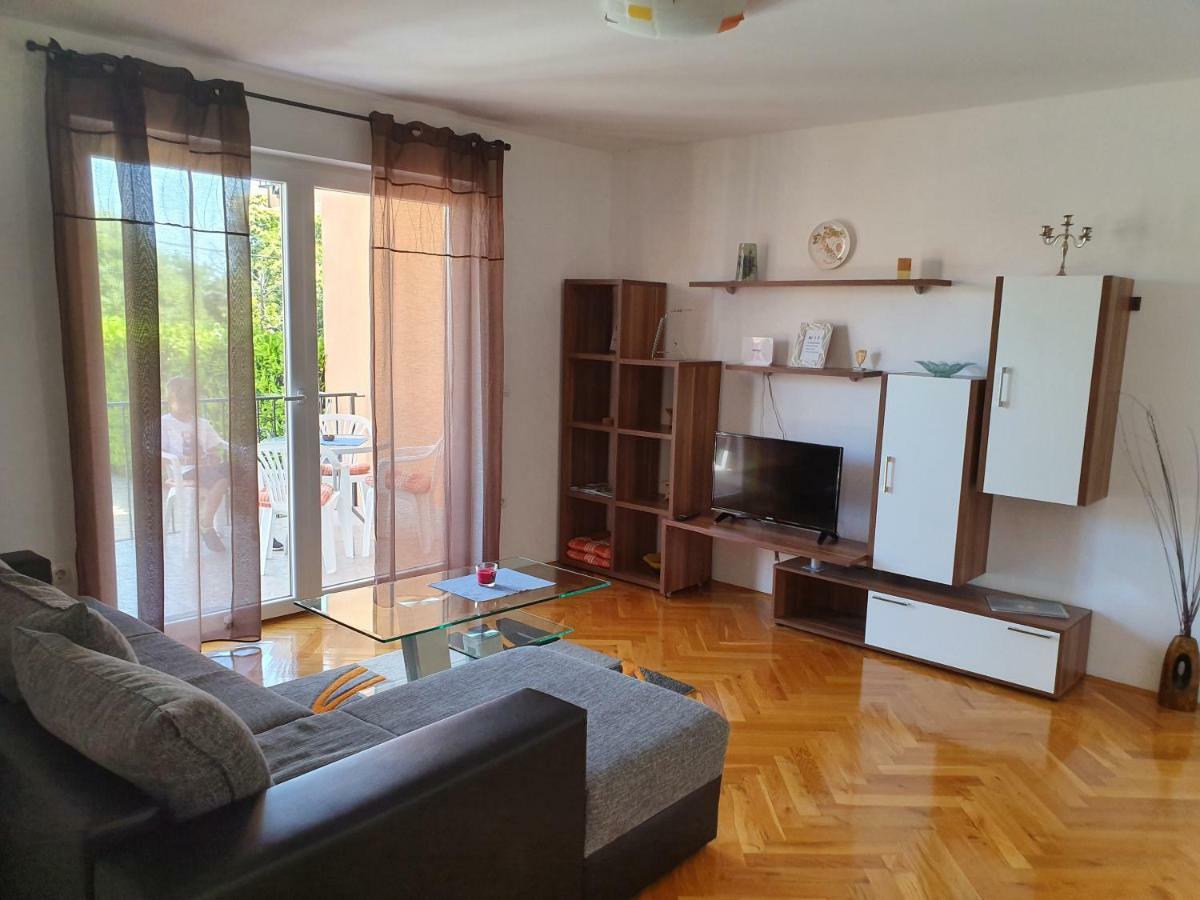 Apartman Dubravka 1 Lovran Eksteriør billede